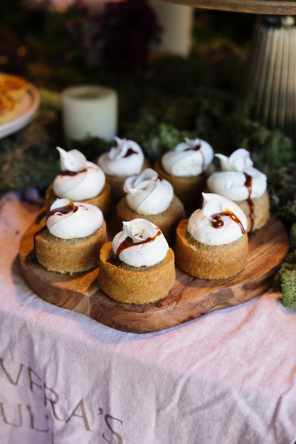 Thanksgiving PRE-ORDER: Chai Mini Cakes (Set of 6)