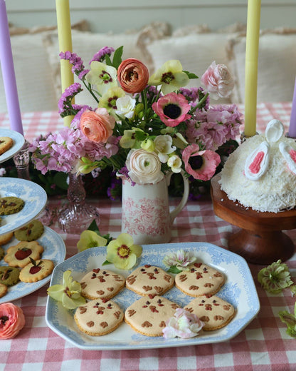 Lemon Hatchling: Lemon Macarons